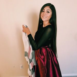 Meet your Posher, Danielle